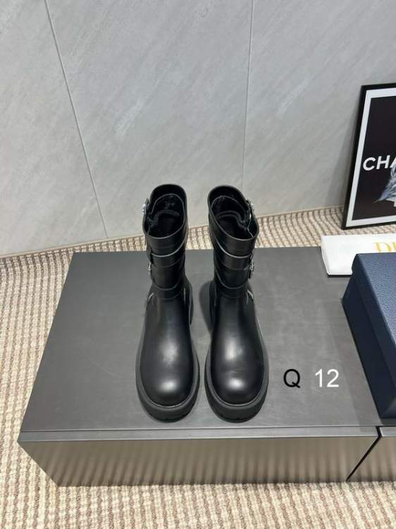 Picture of Dior Shoes _SKUDiorsz35-40J08183471